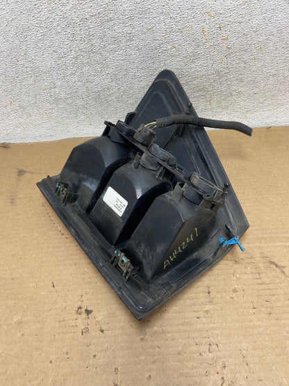 2005 to 2006 Jeep Grand Cherokee Left Driver Side Lh Tail Light AH4241 LK5