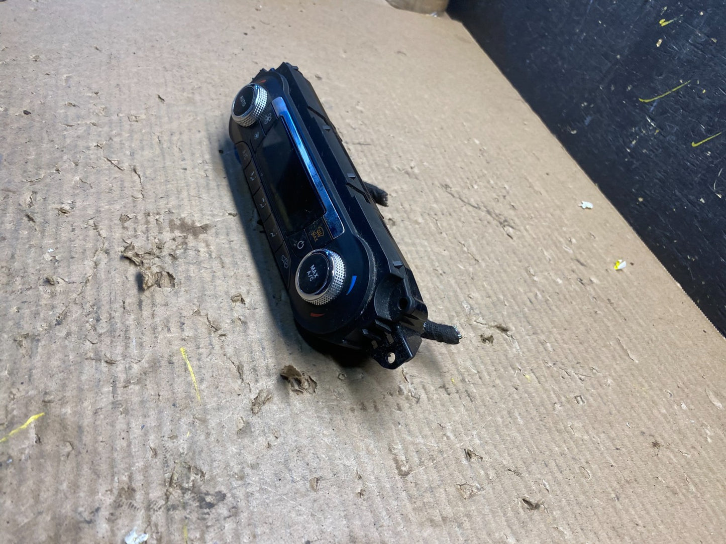 2013 2014 2015 Ford Escape Ac Heater Climate Control Temperature Oem S8866 DG2