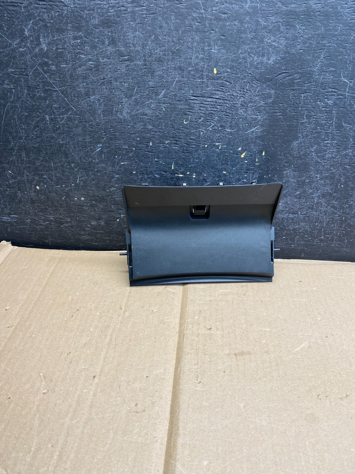 2016-2018 Nissan Altima Center Dashboard Lower Panel Lid Cover Trim AH5488 DG0