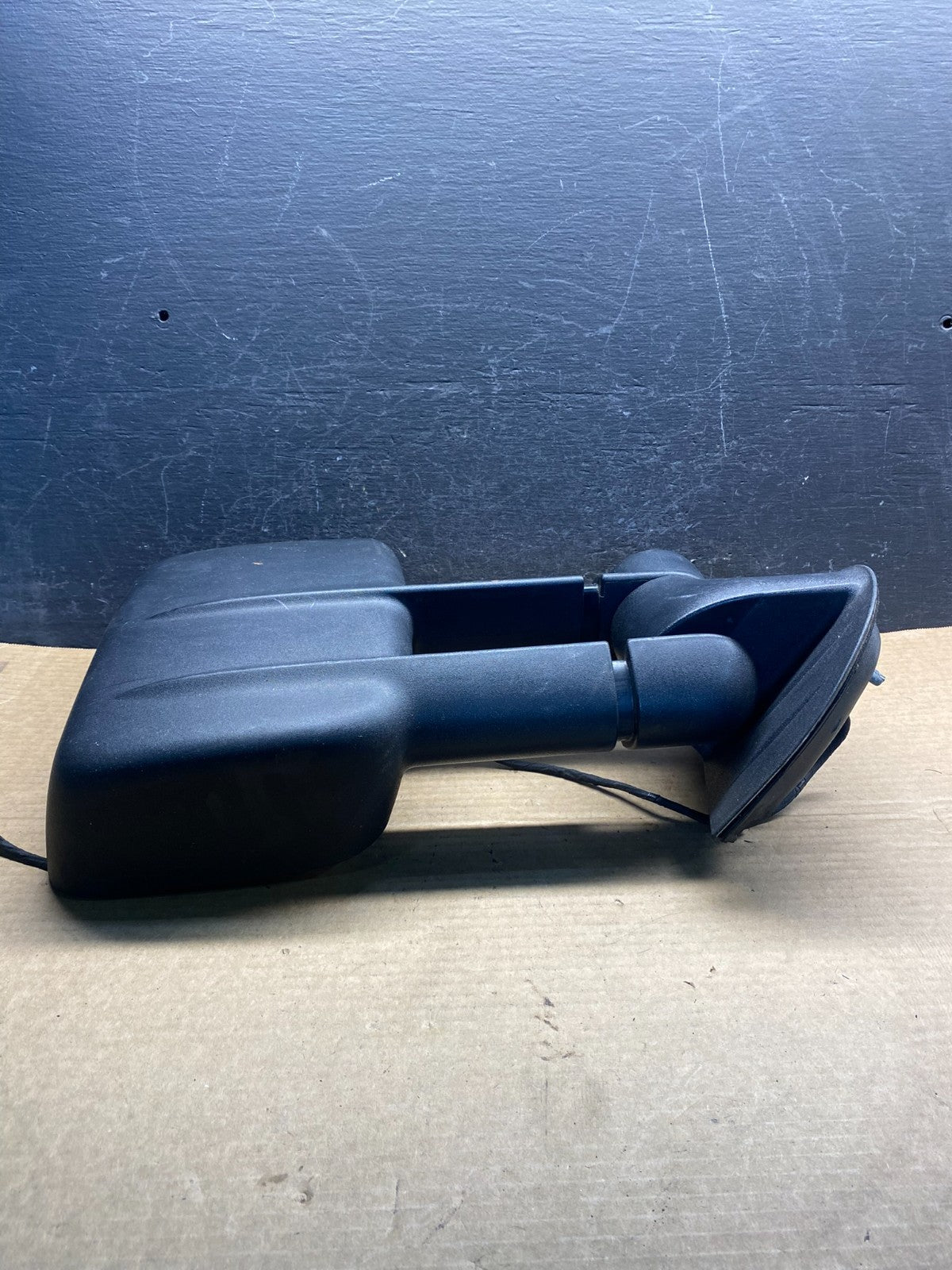 2007 - 2013 Chevrolet Silverado Sierra Right Passenger Door Mirror AF7781 DG2