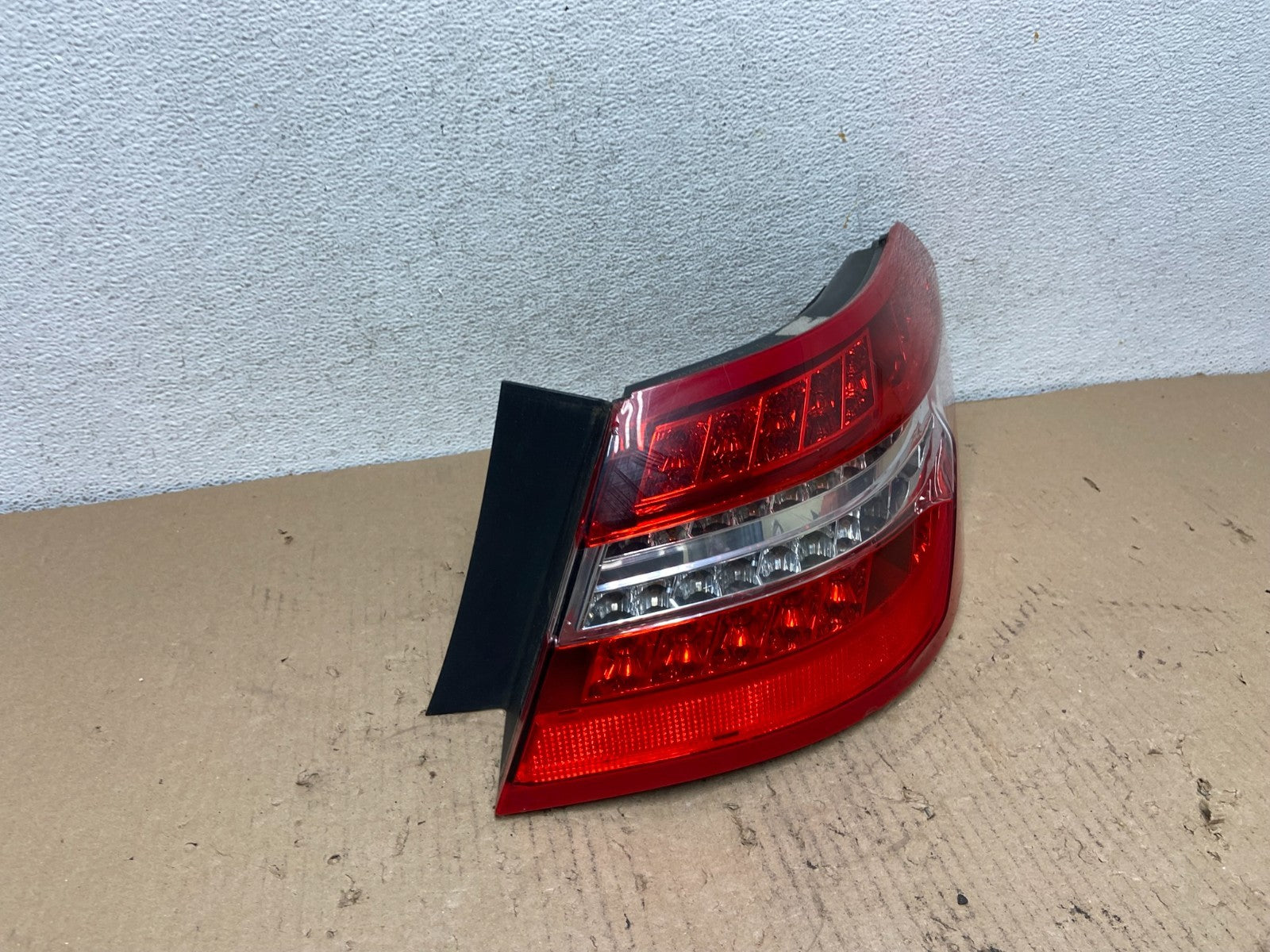 2010 to 2013 Mercedes E-Class Sedan Right Passenger Tail Light AF3265 DG2