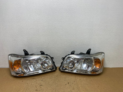 2004 2005 2006 Toyota Highlander Headlights Left+Right Side AC8120 DW0