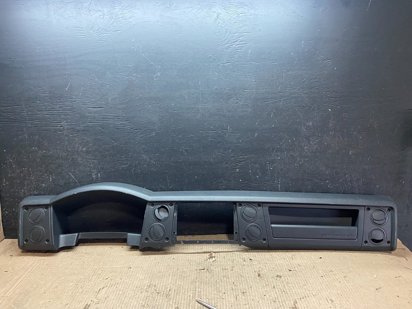 2006 to 2010 Jeep Commander Dashboard Speedometer Air Vent Bezel Panel OEM i78500