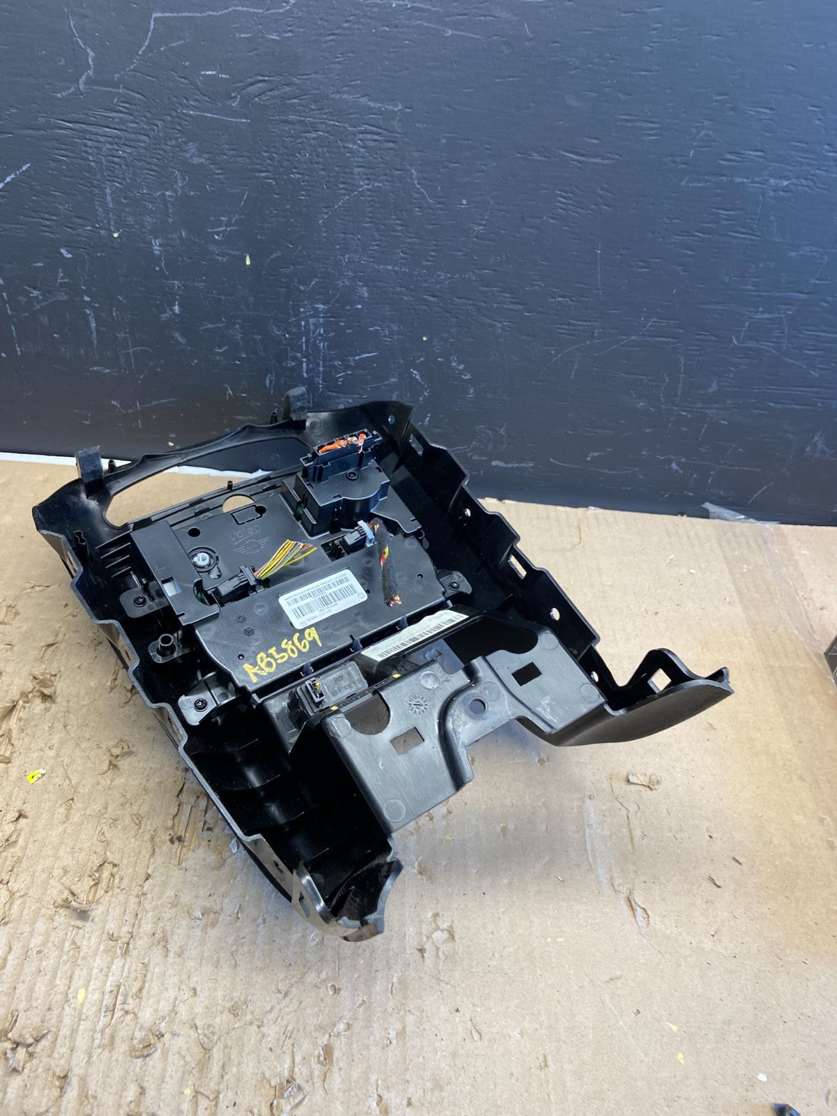 2008 to 2010 Mini Cooper Center Dash Climate Window Control OEM AB5869 DG4