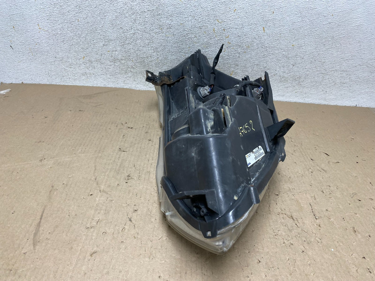 2004 to 2009 Nissan Quest Right Passenger RH Black Headlight TYC AH7652 DW9