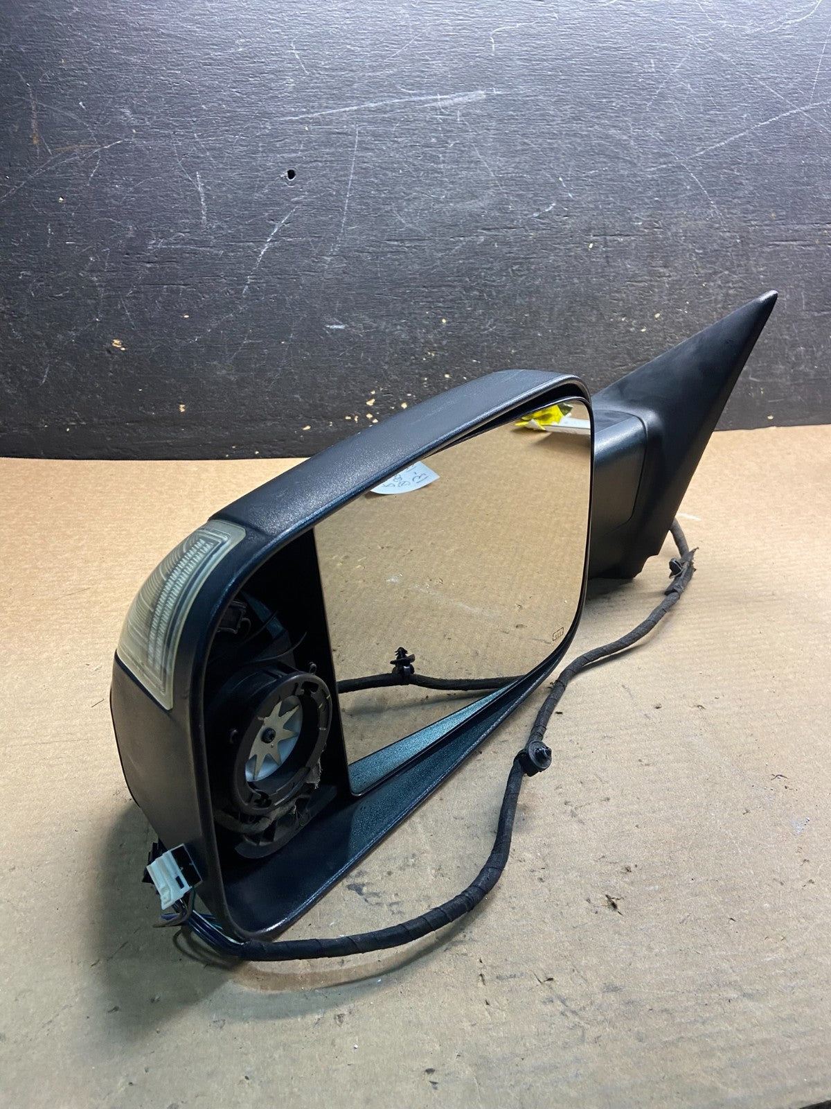 2013-2018 Dodge Ram 1500 Left Driver LH Turn Door Mirror OEM AA0632 DG9