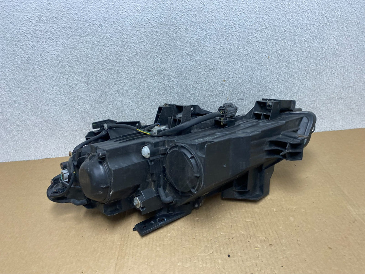 2010 - 2012 Mazda Cx9 Cx-9 Right Passenger RH Headlight Halogen AF9622 DW5