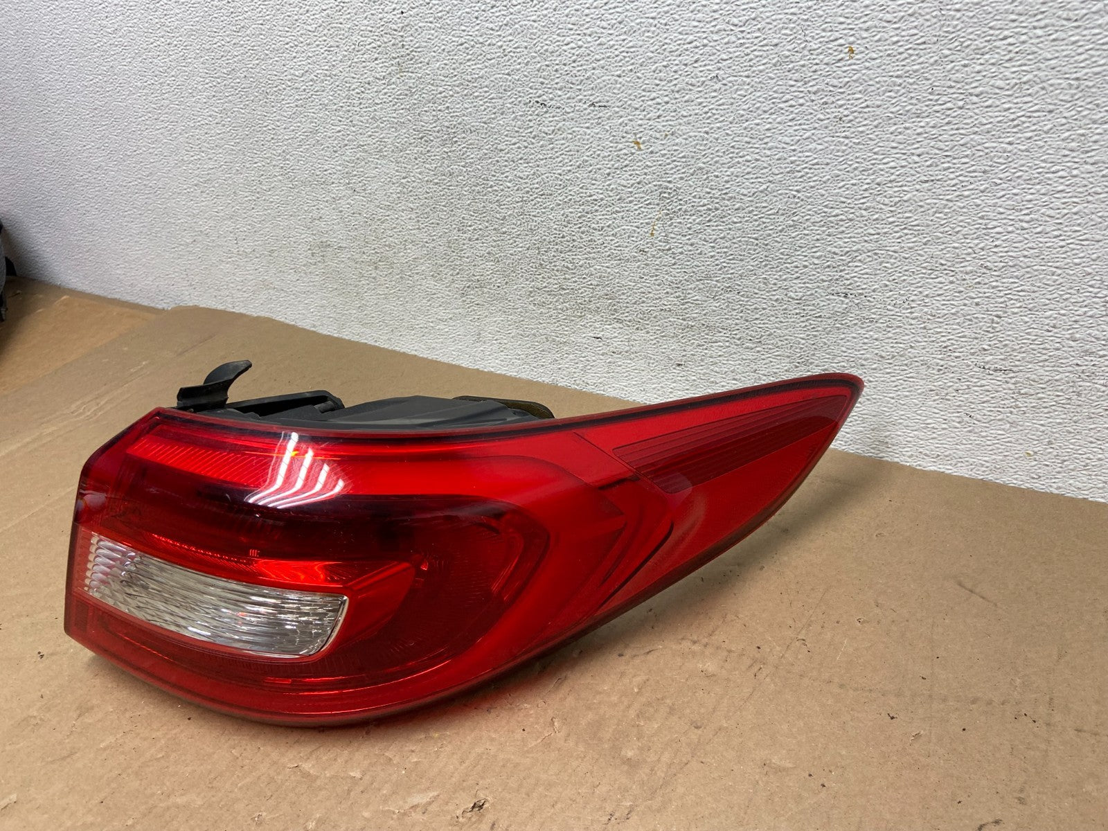 2015 2016 2017 Hyundai Sonata Right Passenger Rh Tail Light AD6517 DW1
