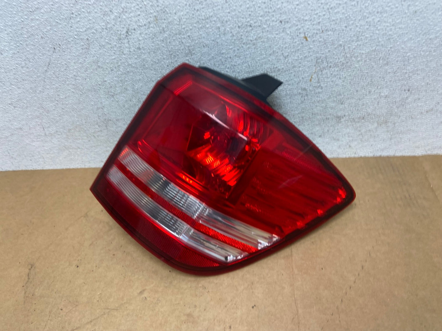 2009 2010 2011 Dodge Journey Right Passenger Side Tail Light AE2969 LK1