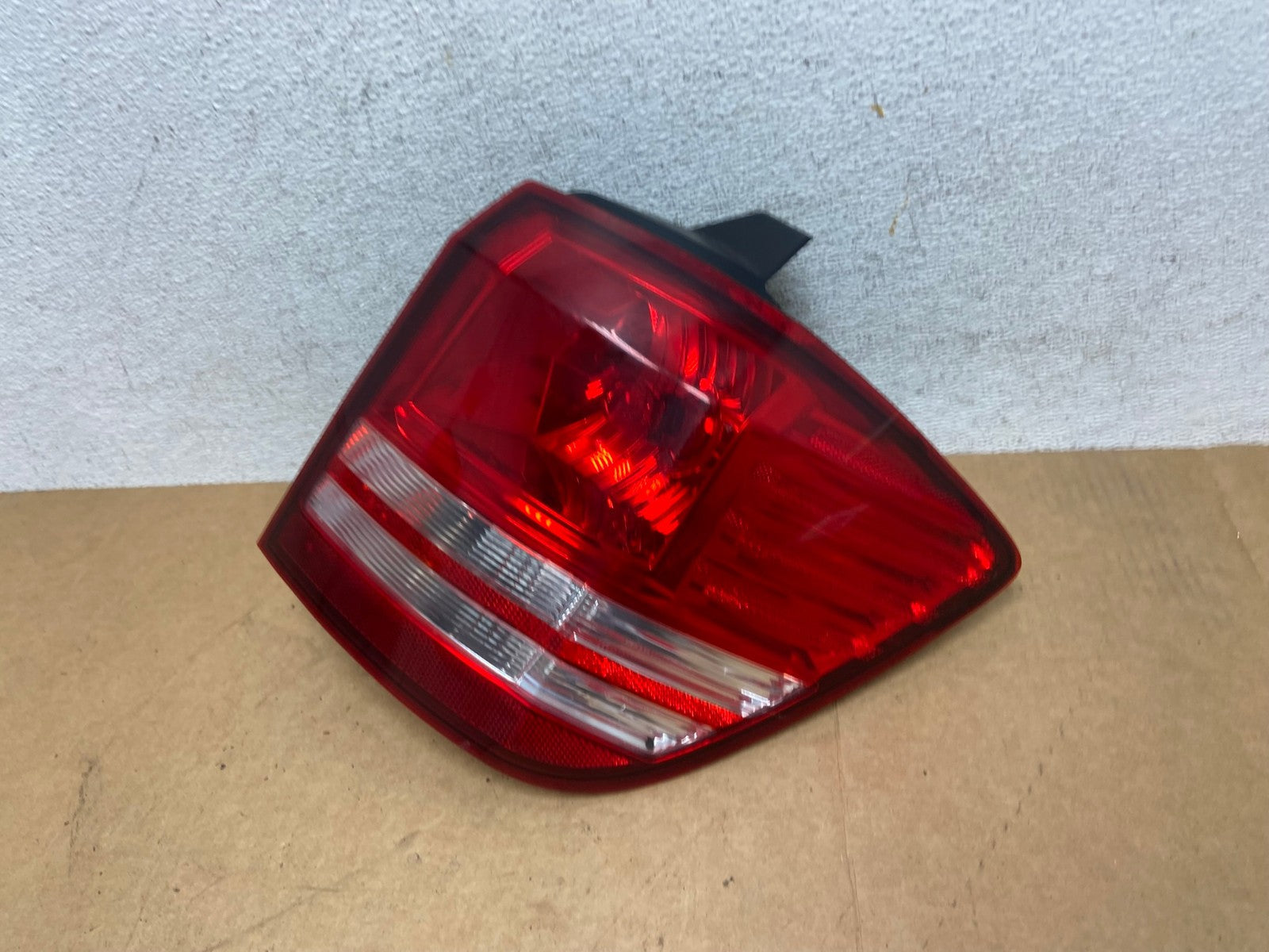 2009 2010 2011 Dodge Journey Right Passenger Side Tail Light AE2969 LK1