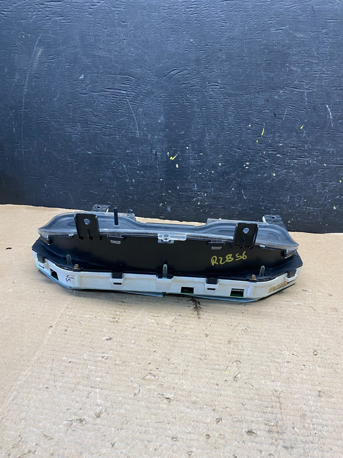 2002 to 2004 Ford Explorer Speedometer Cluster Gauge r2856 DG4