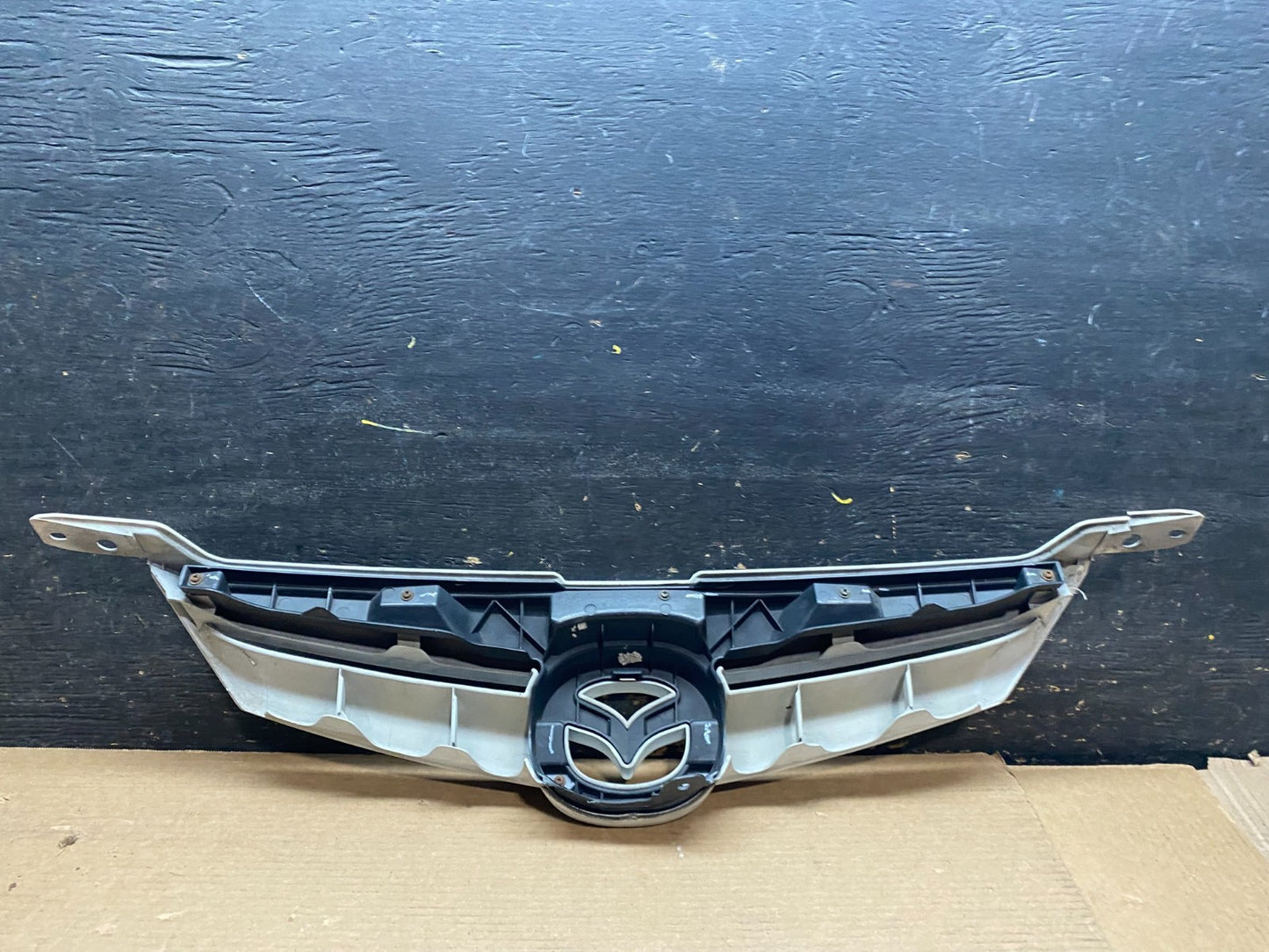2006 2007 2008 Mazda Mazda 6 Front Grille Grill OEM V6994 DG6