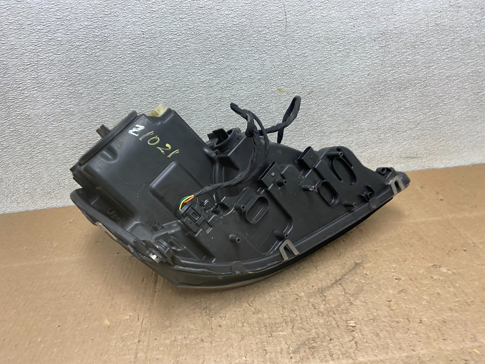 Halogen 2006-2009 Mercedes-Benz ML-Class Headlight Left Driver LH OEM Z1021 DW7