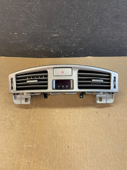 2011 to 2012 Toyota Avalon Center Console Dashboard Air Vent AF3686 DG0