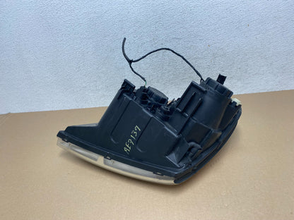 2008-2012 Kia Sedona Right Passenger RH Side Headlight Halogen AE7139 DW10