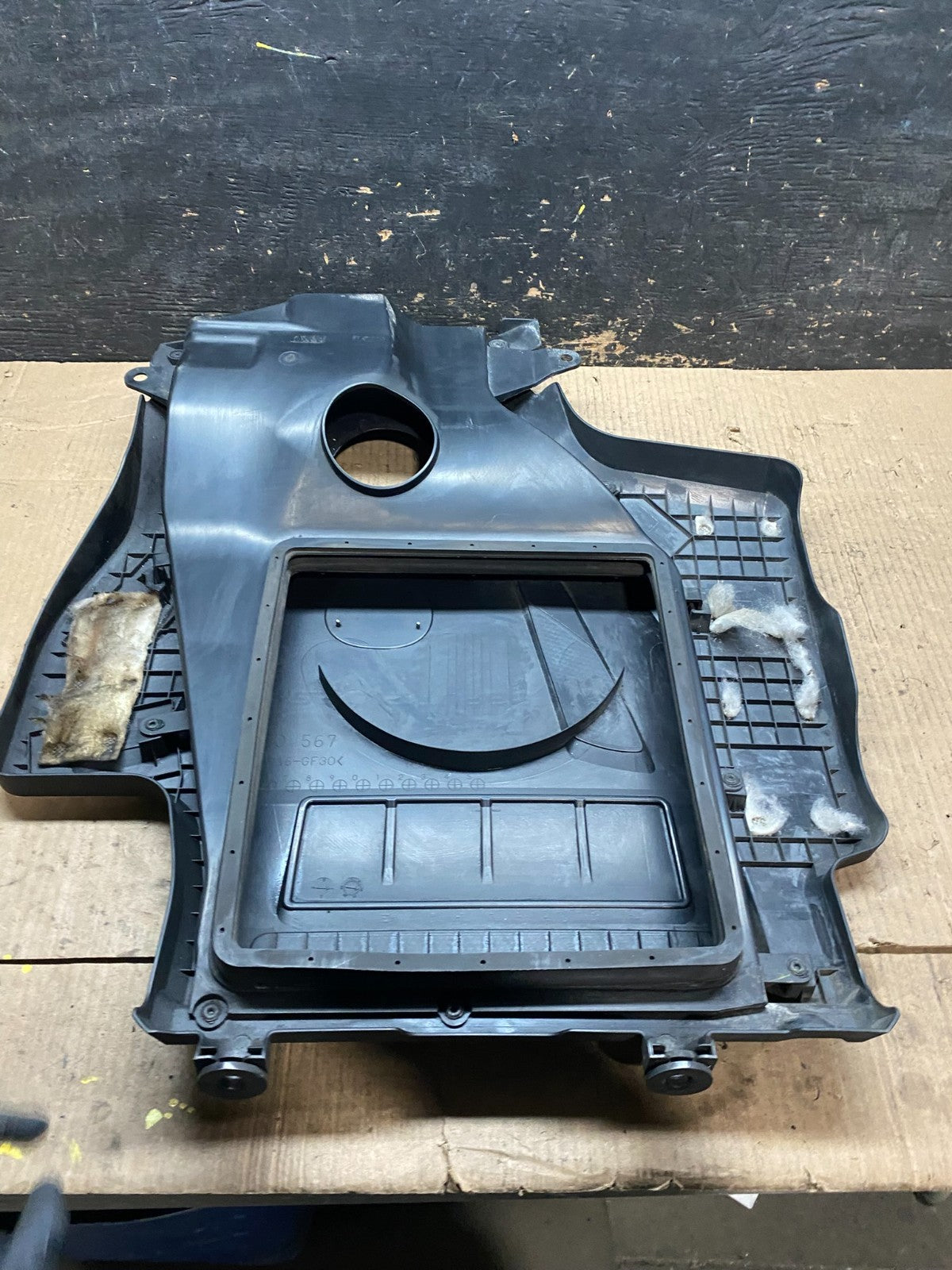 2010 2011 2012 Mazda CX7 CX-7 2.3L Engine Shield Top Cover U6151 DG4