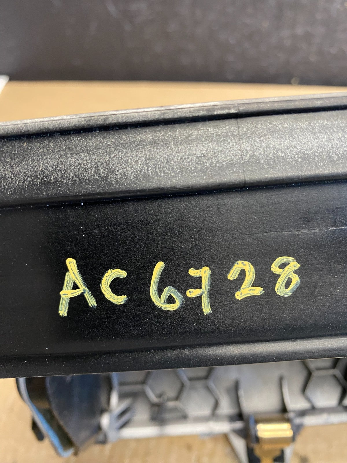 2003-2005 Lincoln Aviator Center Console Dash Trim Radio Cover AC6728 DG5