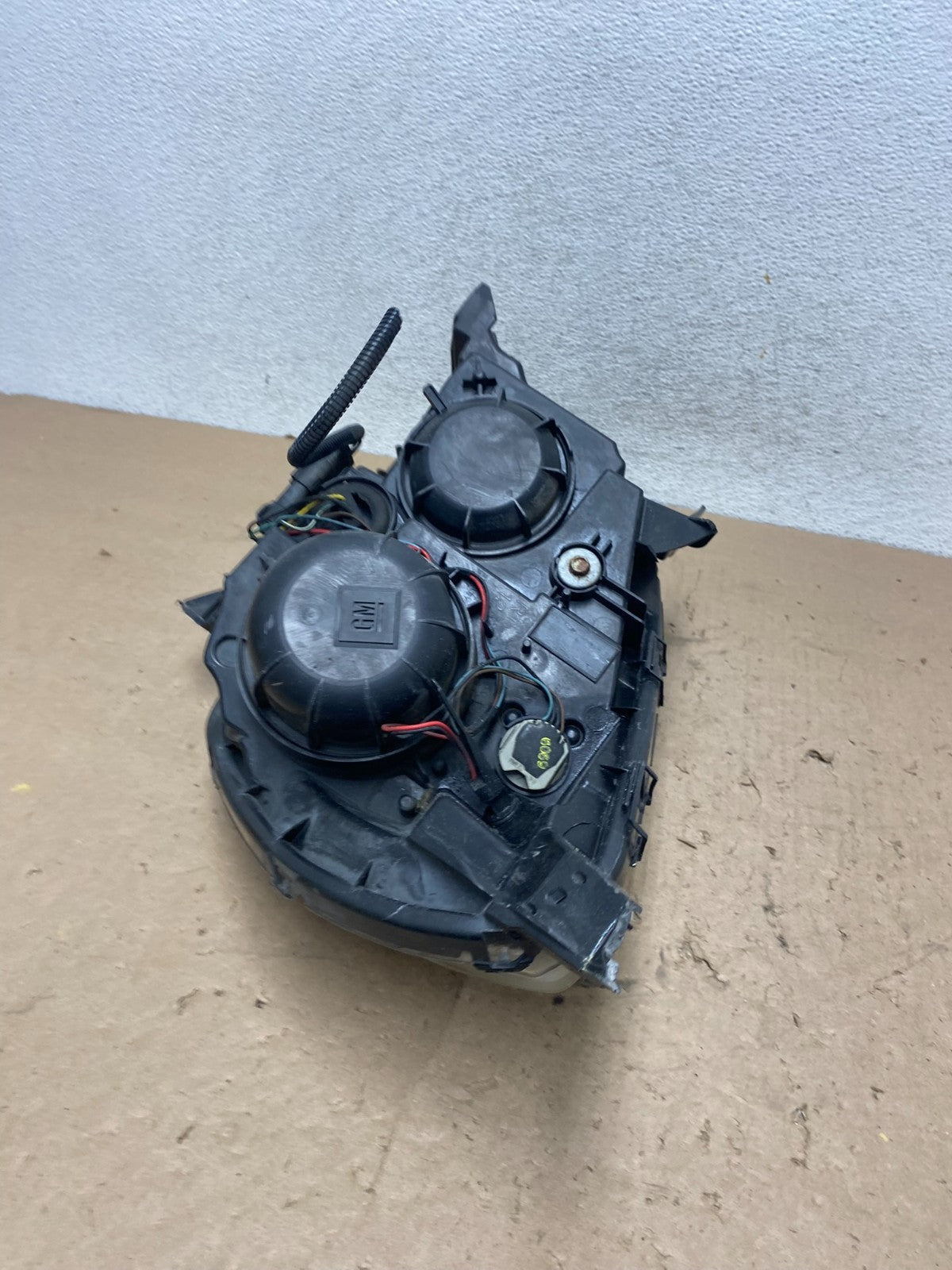 2016-2018 Chevrolet Equinox Right Passenger RH Halogen Headlight AG5548 DW11