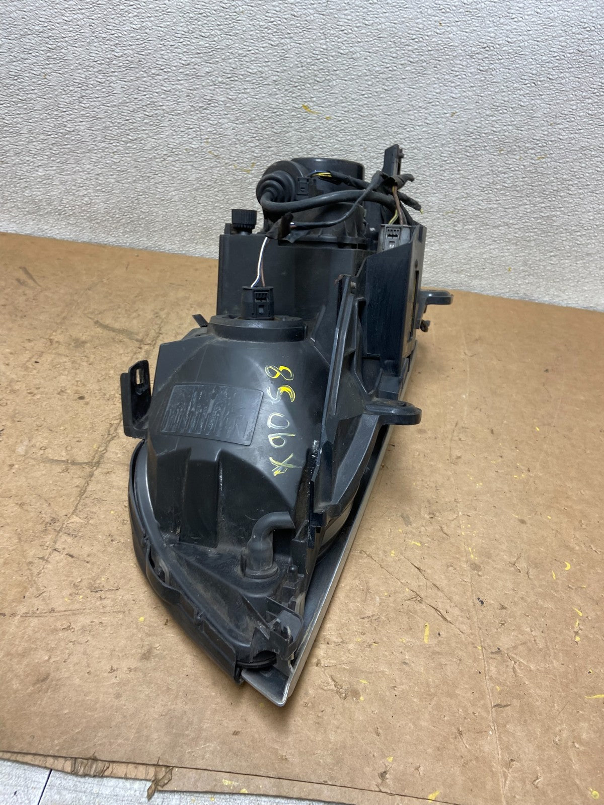 2000-2003 Bmw X5 E53 Headlight Right Passenger Rh Side Xenon HID OEM X9058 DW13
