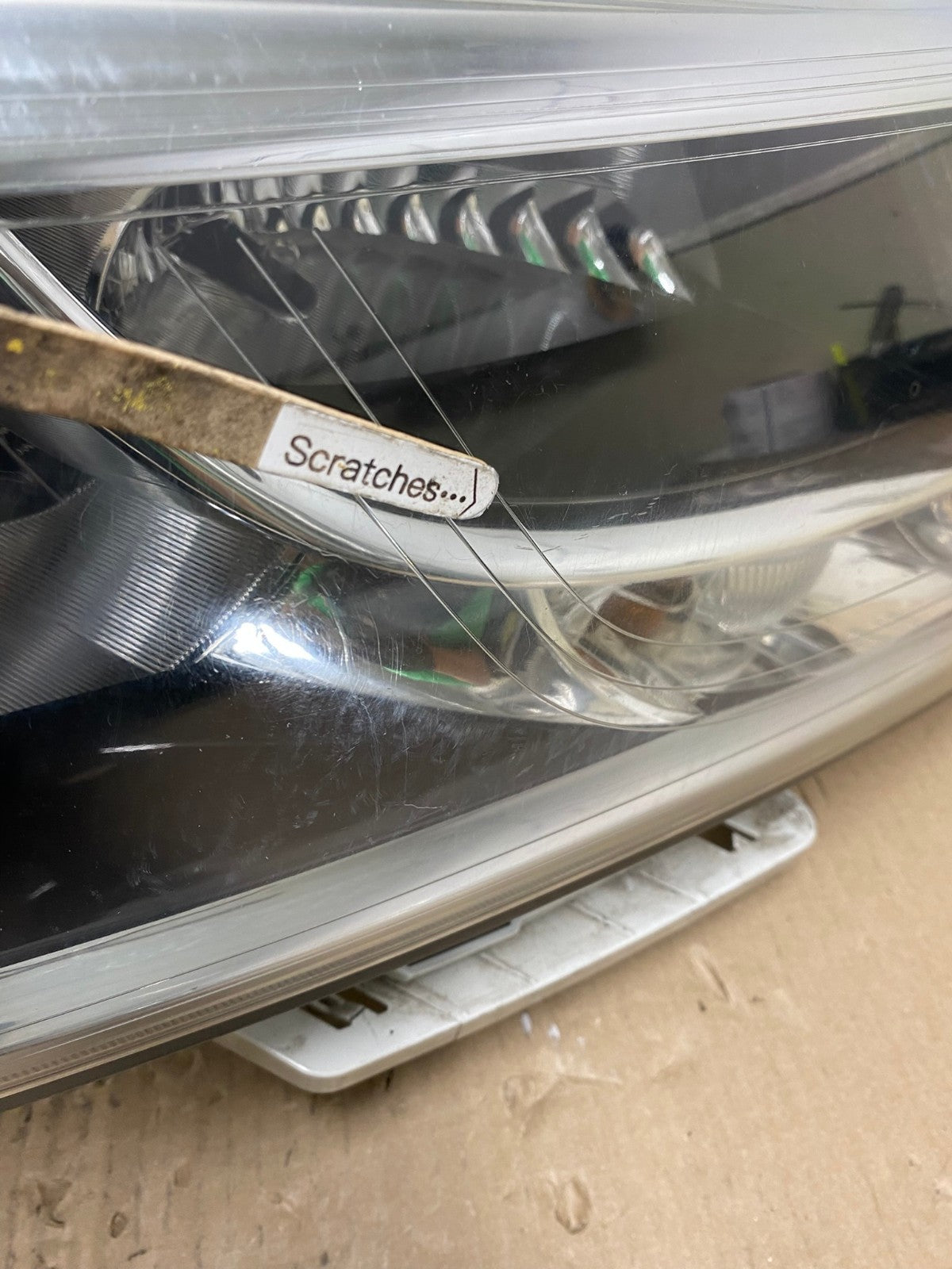 2013 to 2016 Nissan Pathfinder Right Passenger RH Side Headlight AE7095 LK3