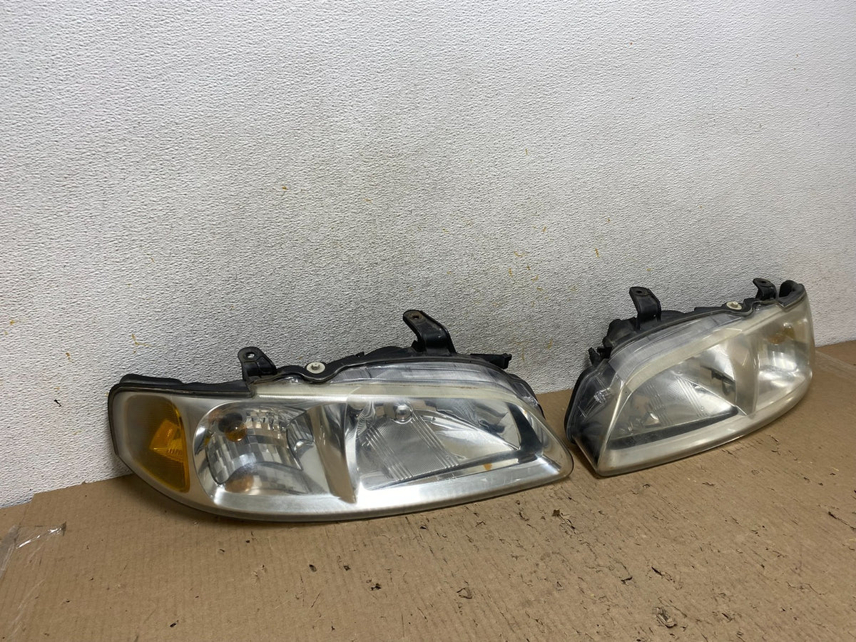 2000 to 2003 Nissan Sentra Front Left+Right Side Headlights AH6613 DW1