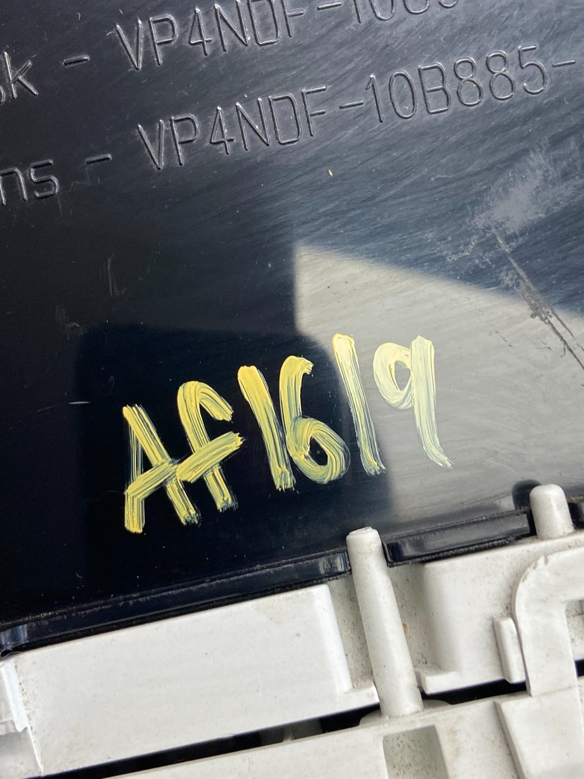 2005 to 2007 Nissan Armada Speedometer Cluster Gauge af1619 DG8