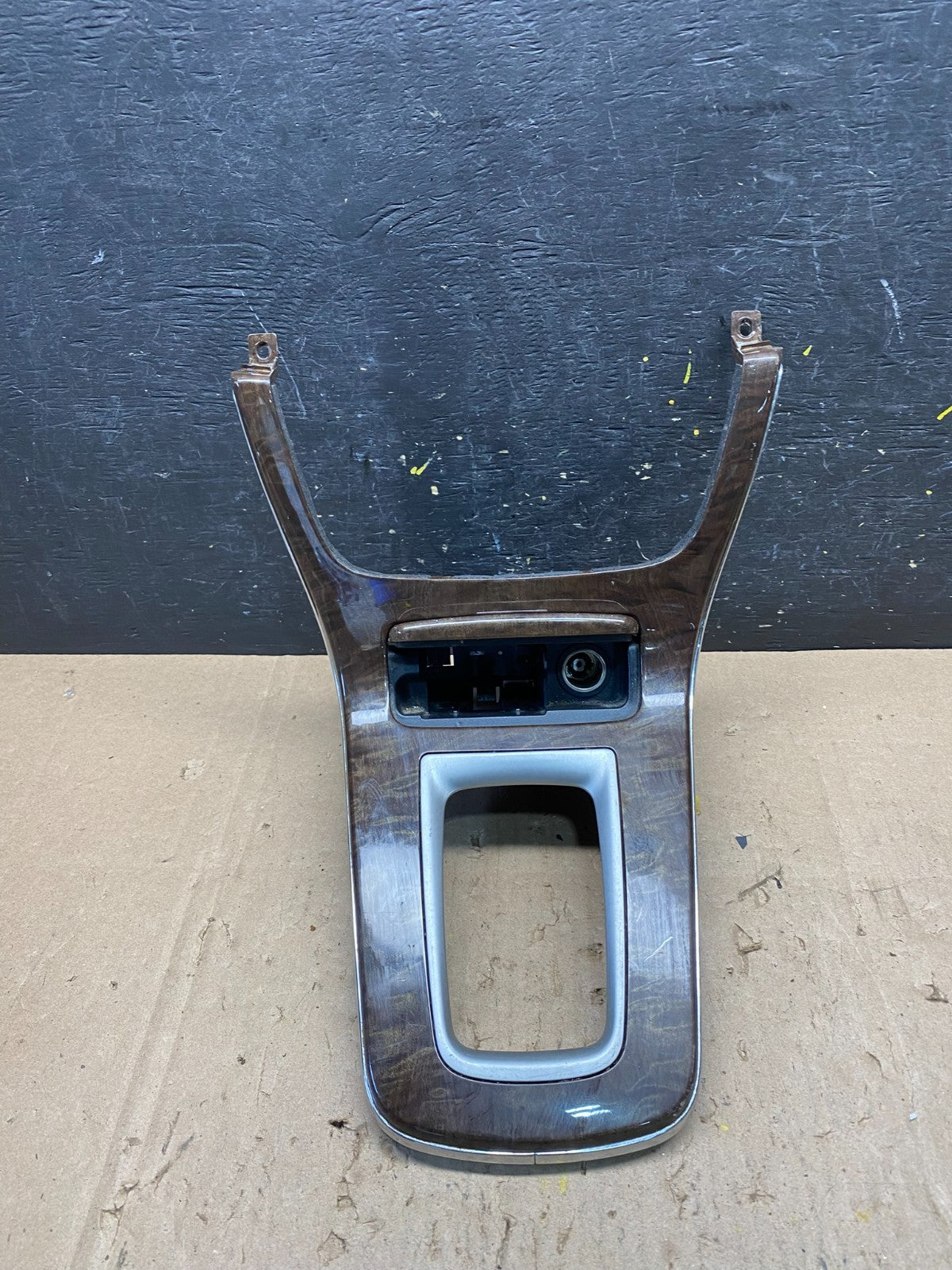 2013-2016 Nissan Sentra Center Console Shifter Trim Bezel Ashtray OEM R9035 DG1