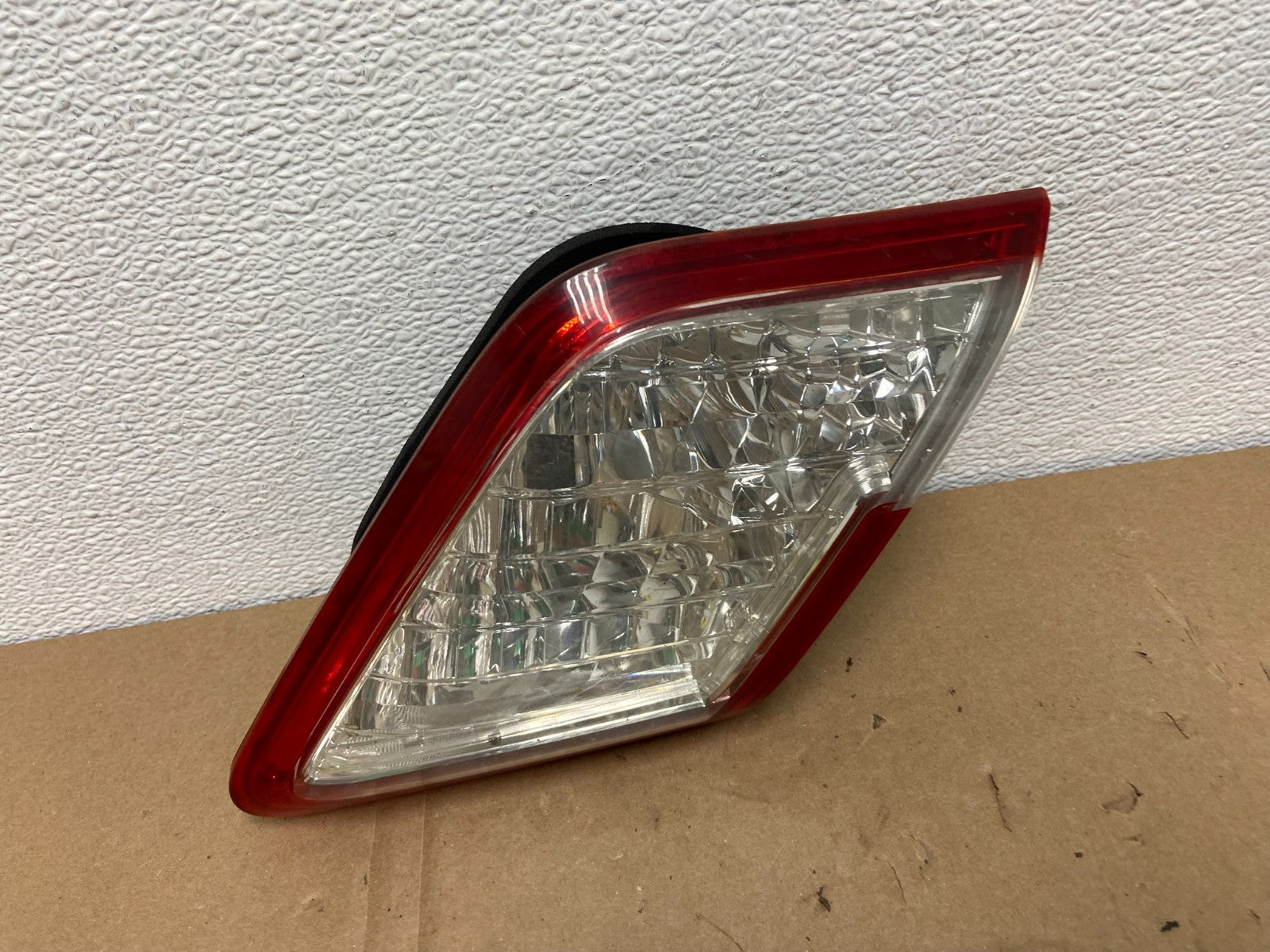 2007-2009 Toyota Camry Hybrid Right Passenger Side Inner Tail Light Oem AB68200