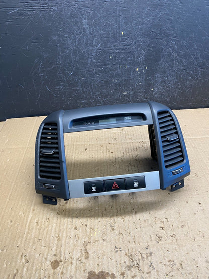 2007 to 2009 Hyundai Santa Fe Center Dashboard Radio Bezel Trim AD1871 DG0