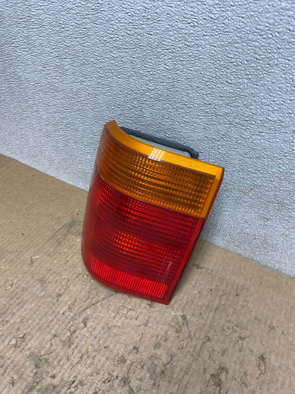1995 to 1999 Range Rover P38 Left Driver LH Side Tail Light Oem W7715 DG1