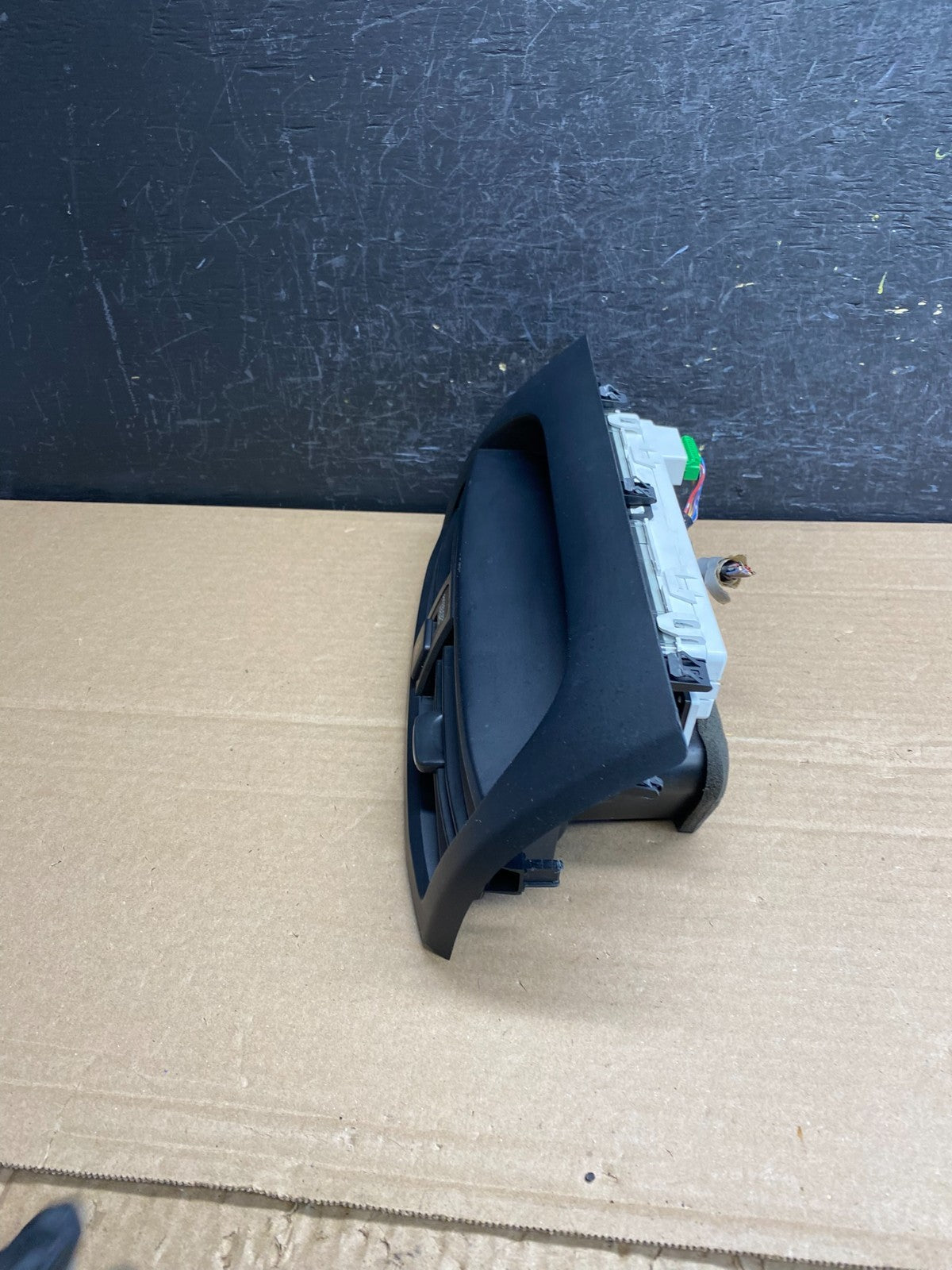 2004 to 2008 Acura TL Front Dash Dashboard AC Center Clock Air Vent AG0021 DG2