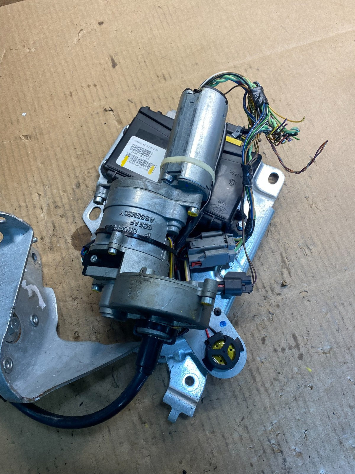 2007 to 2014 Ford Edge MKX Rear Trunk Liftgate Power Motor Actuator OEM z4781 DG3
