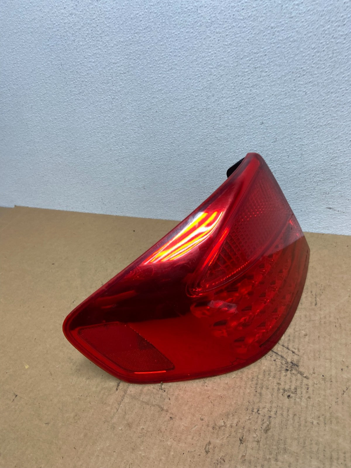 2003-2004 Infiniti G35 Left Driver Lh Side Tail Light Oem AC3153 DW2