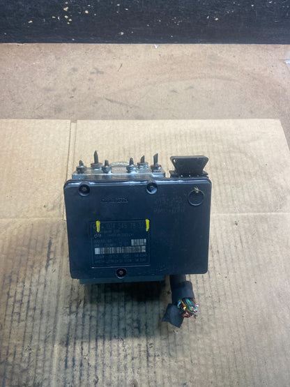 2002 to 2005 Mercedes CLK320 CLK500 ABS Anti Lock Brake Pump y4372 DG5