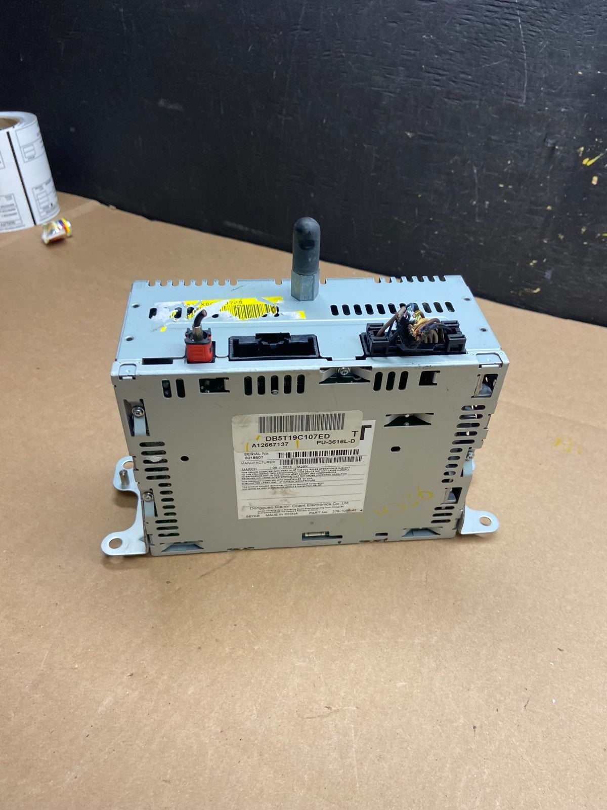 2013 to 2014 Ford Explorer Audio Equipment Radio Receiver AM FM CD t4326 DG4