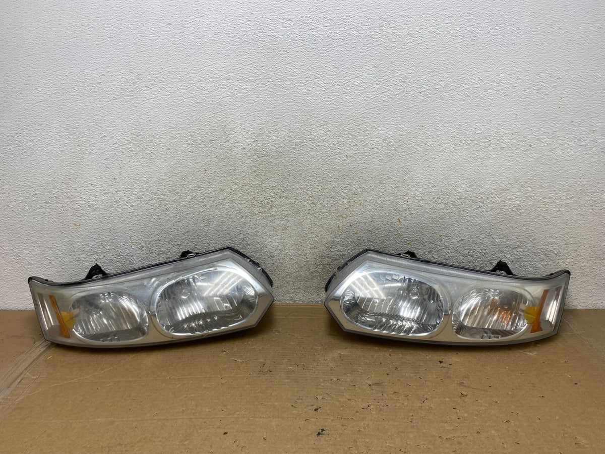 2003 to 2007 Saturn Ion Halogen Headlights Left+Right Side AH8883 DW0