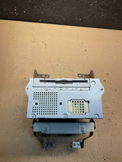 2013 2014 Nissan Pathfinder Radio AM/FM Receiver OEM W4382 DG0