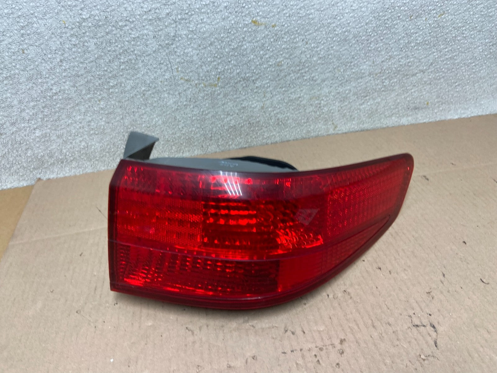 2005 Honda Accord Right Passenger Rh Side Tail Light Oem Z3933 DW0