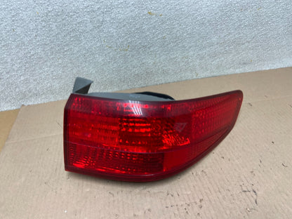2005 Honda Accord Right Passenger Rh Side Tail Light Oem Z3933 DW0