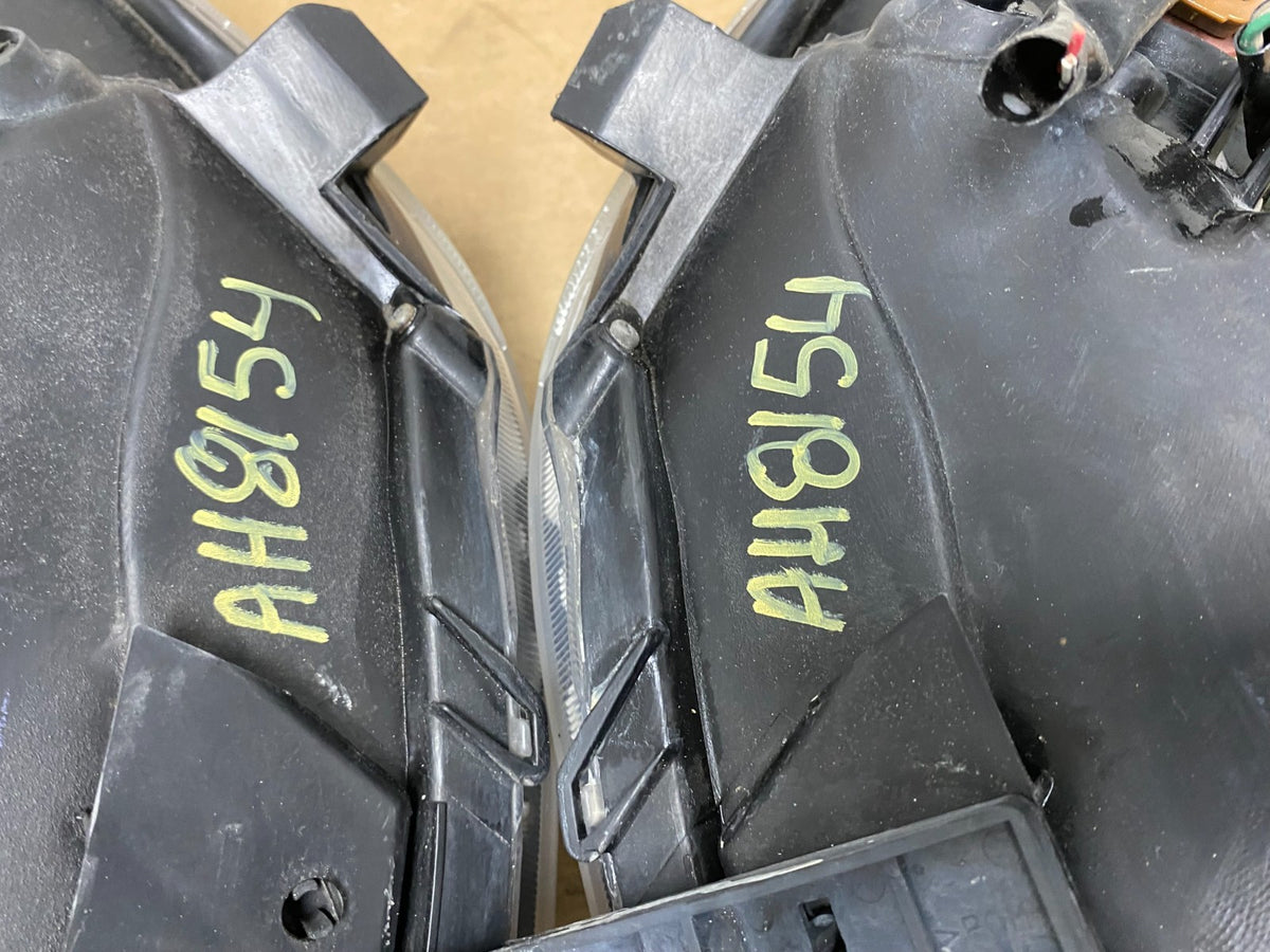 2005 2006 2007 Scion Tc Left+Right Side Halogen Headlights AH8154 DW9