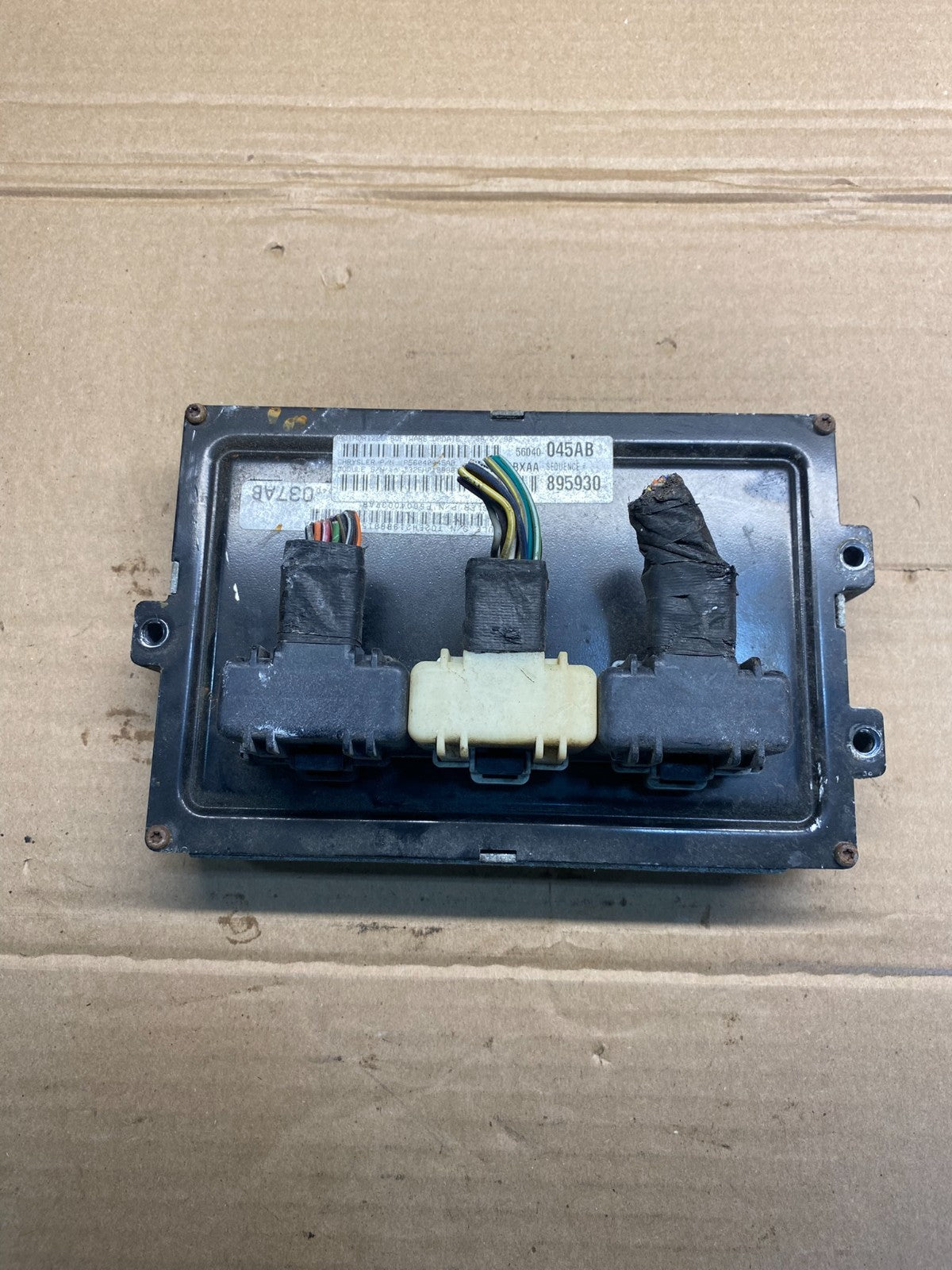 1999 Dodge Dakota 3.9L Engine Computer Module ECM ECU P56040045AB ae8092 DG0