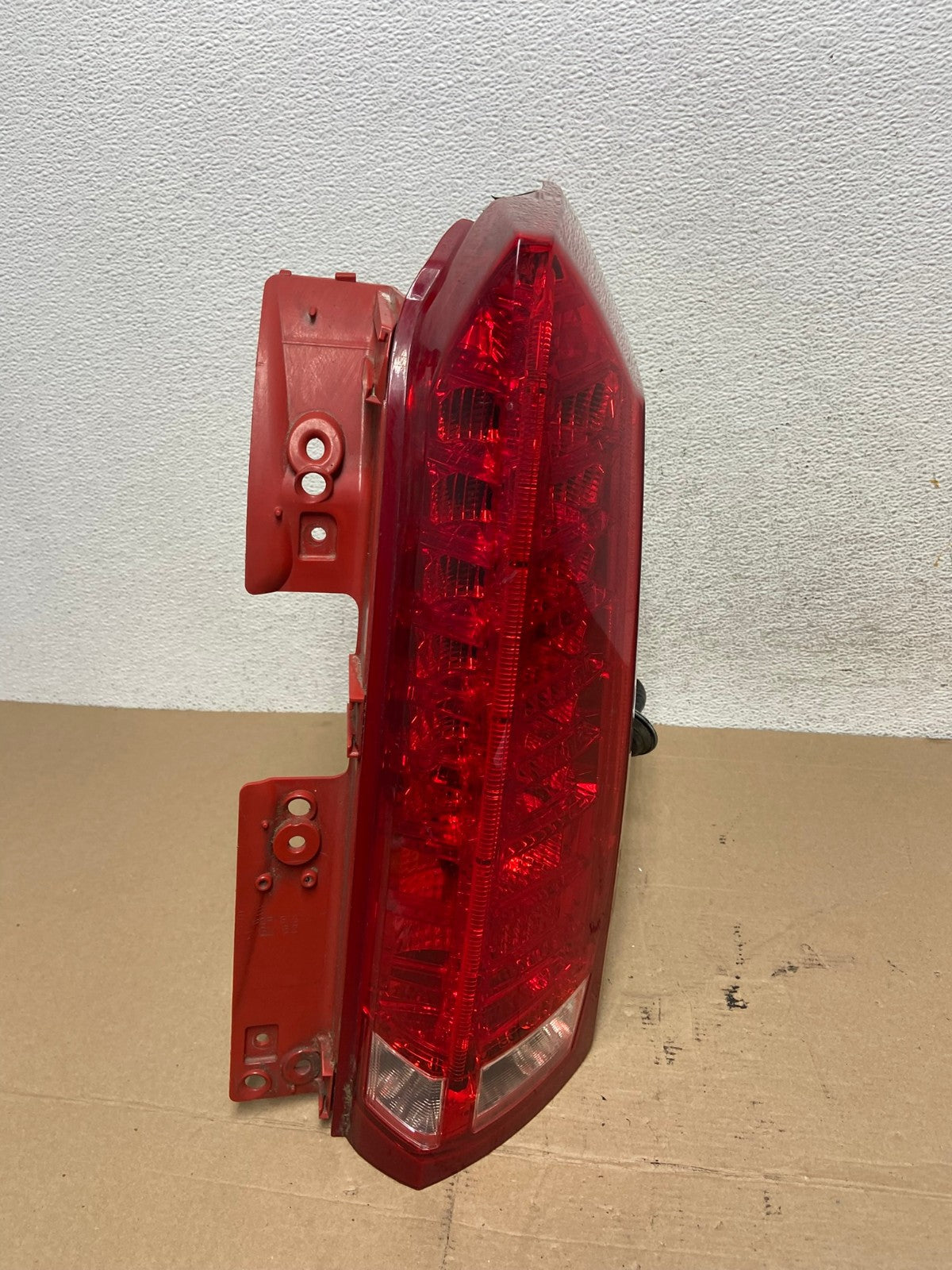 2010 to 2016 Cadillac Srx Right Passenger RH Side Tail Light AF4403 LK0