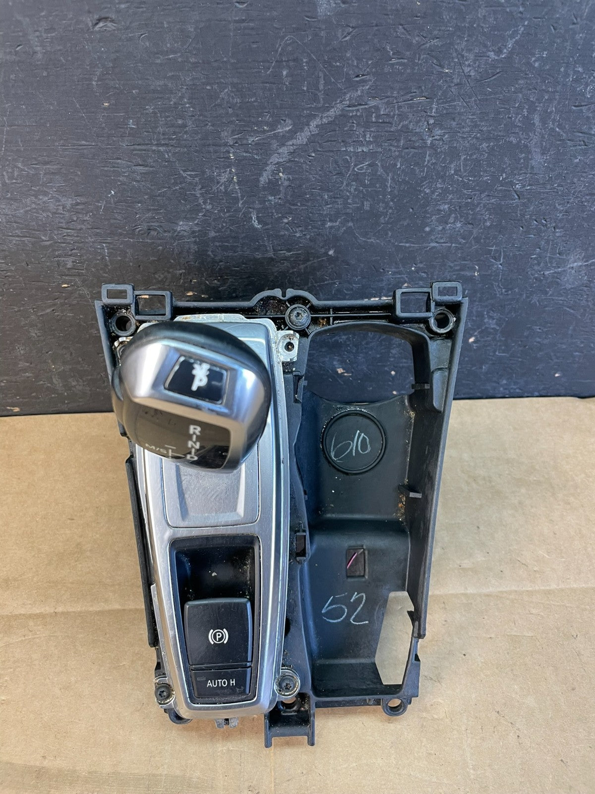 2007 to 2013 BMW X5 E70 Shift Shifter Selector Gear W/ Bezel AC5209 DG0