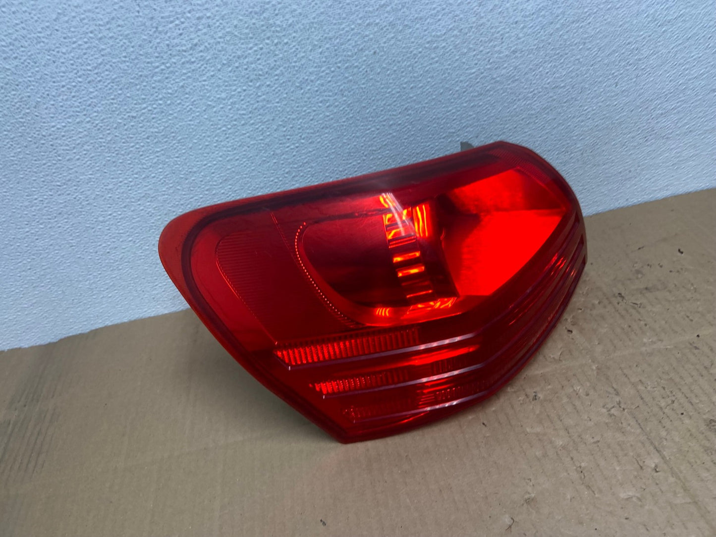 2008 to 2015 Nissan Rogue Left Driver Lh Side Tail Light OEM AB8229 LK2