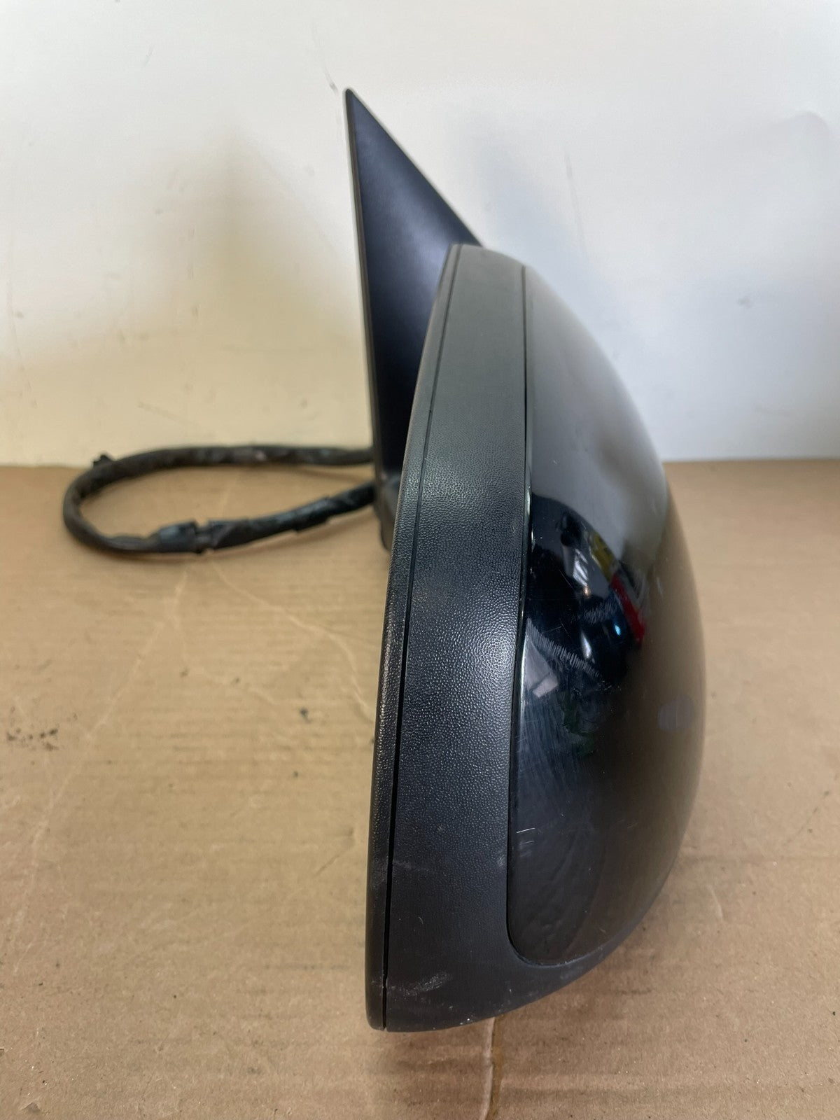 2003-2006 Chevrolet Tahoe Suburban Right Passenger Turn Door Mirror AG7897 DW9