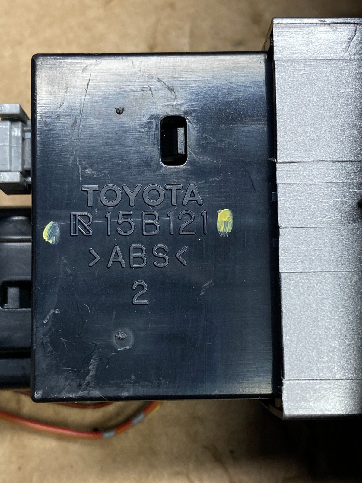2004 to 2010 Toyota Sienna Center Dash AUX Button Panel Trim AJ1601 DG2