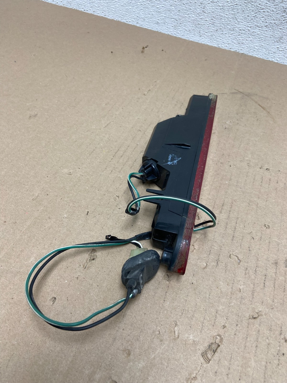 2003 to 2008 Honda Pilot High Mounted 3rd Third Stop Brake Light Lamp AE7203 DG5