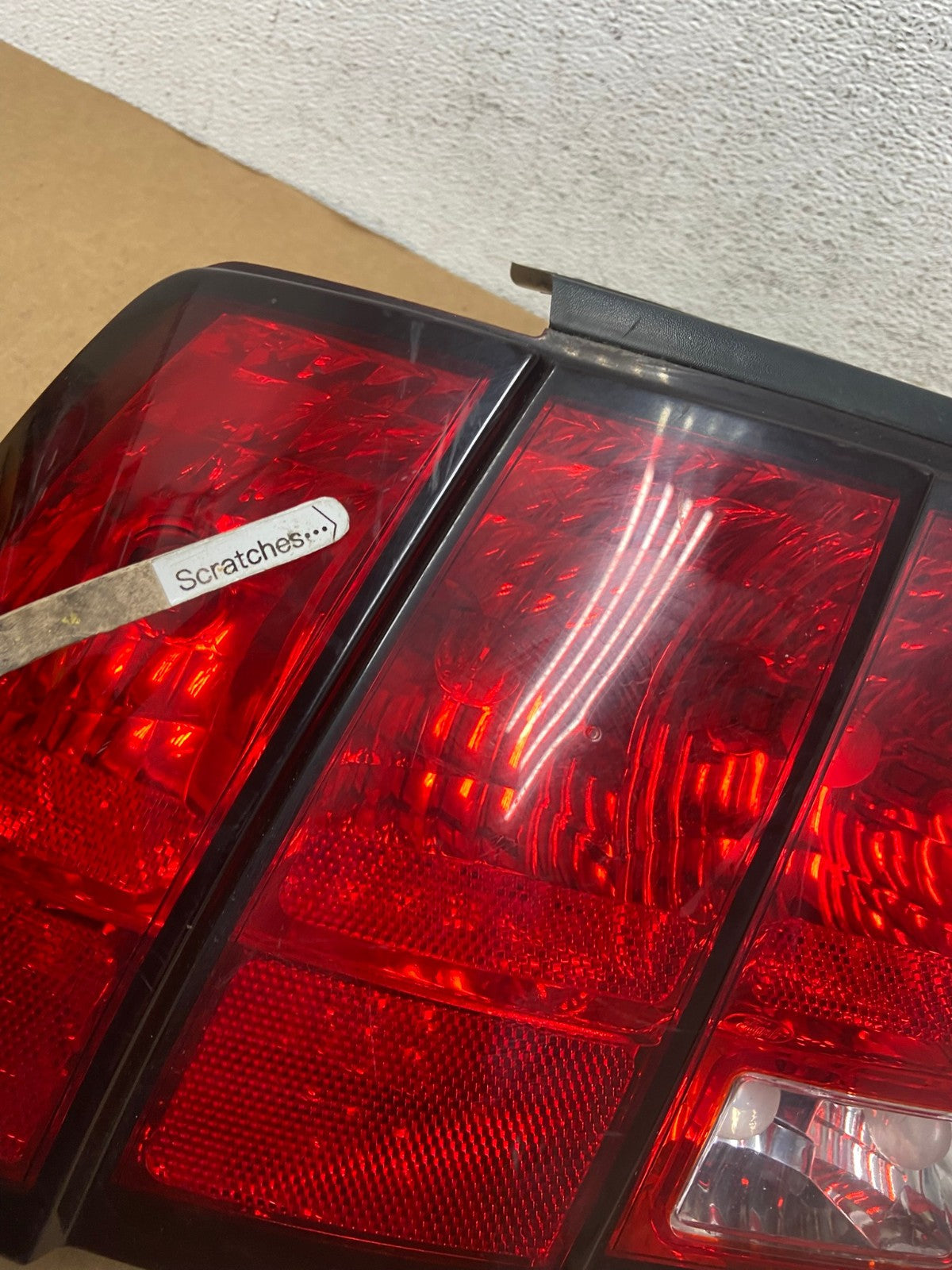 1999 - 2004 Ford Mustang Left Driver Lh Side Tail Light AD4972 LK3