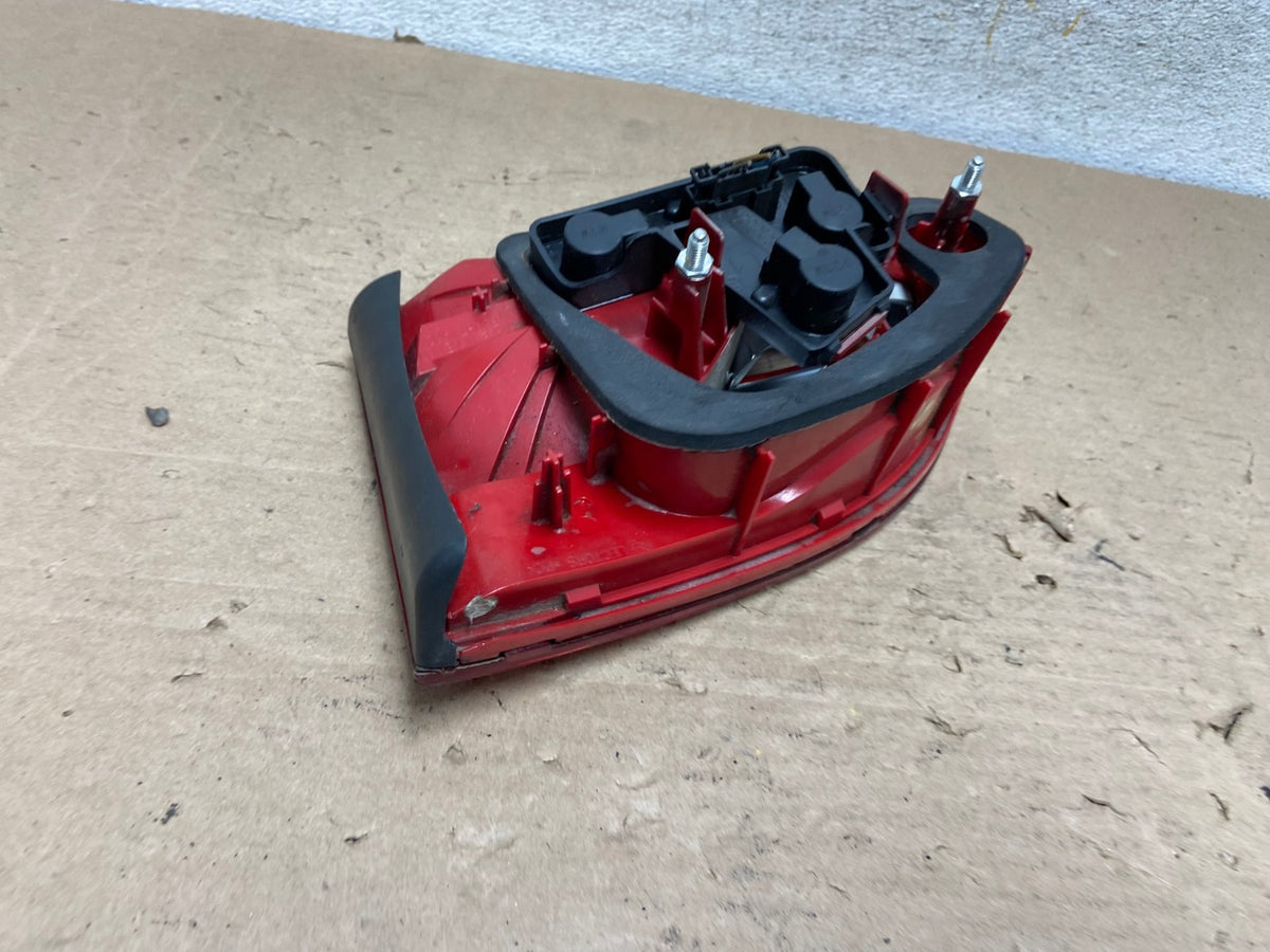 2011-2014 Volkswagen Jetta Left Driver LH Inner Trunk Tail Light AI1008 LK4