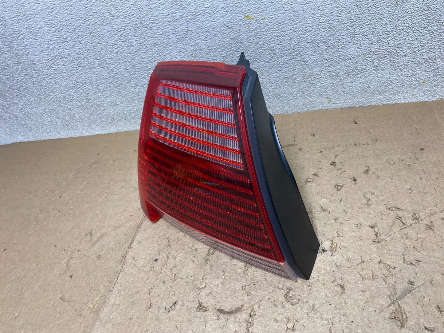 2004 2005 2006 Mitsubishi Galant Sedan Left Driver Lh Tail Light OEM X2582 DW1